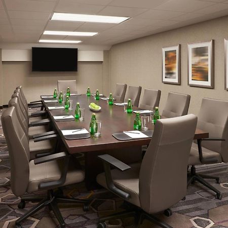 Courtyard By Marriott Oshawa Hotel Kültér fotó