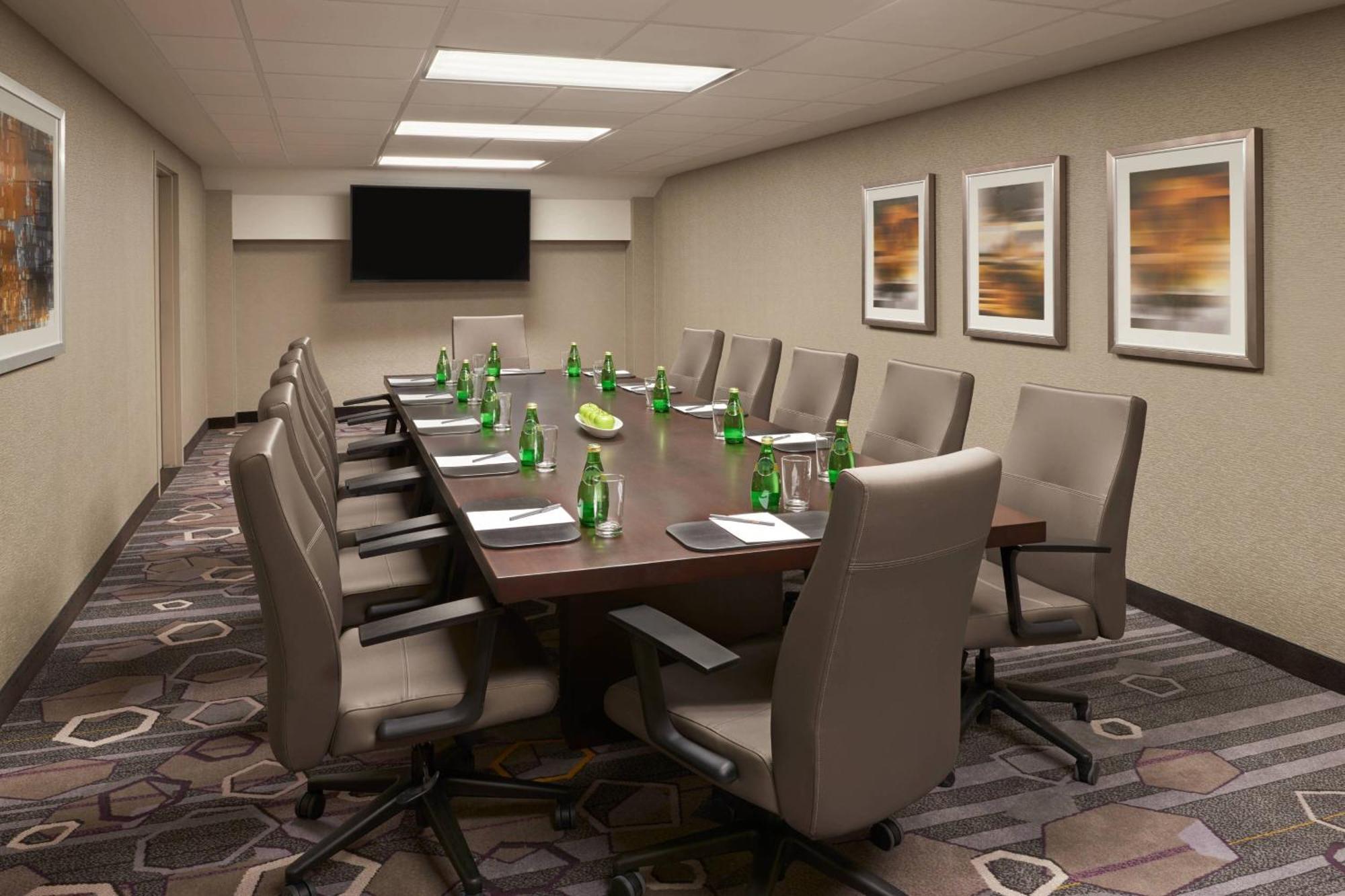 Courtyard By Marriott Oshawa Hotel Kültér fotó
